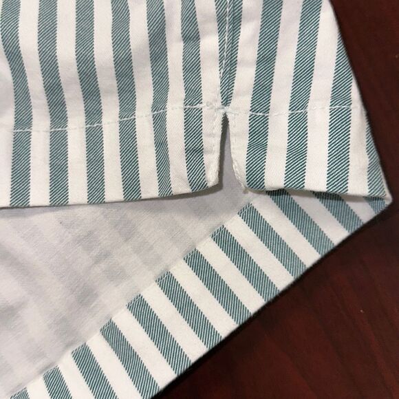 ON 12 Teal White Vertical Stripes 6.5” Mid Rise Everyday Cotton Shorts - Picture 10 of 12